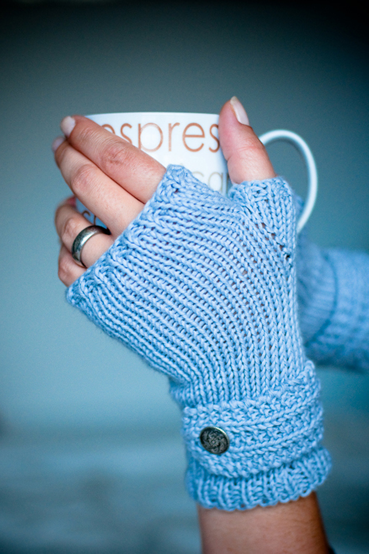 Top 10 Free Patterns for Knitting Fingerless Mittens - Top ...