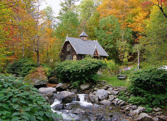 Cottage-by-the-Stream