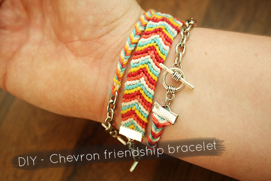 DIY-Chevron-friendship-bracelet