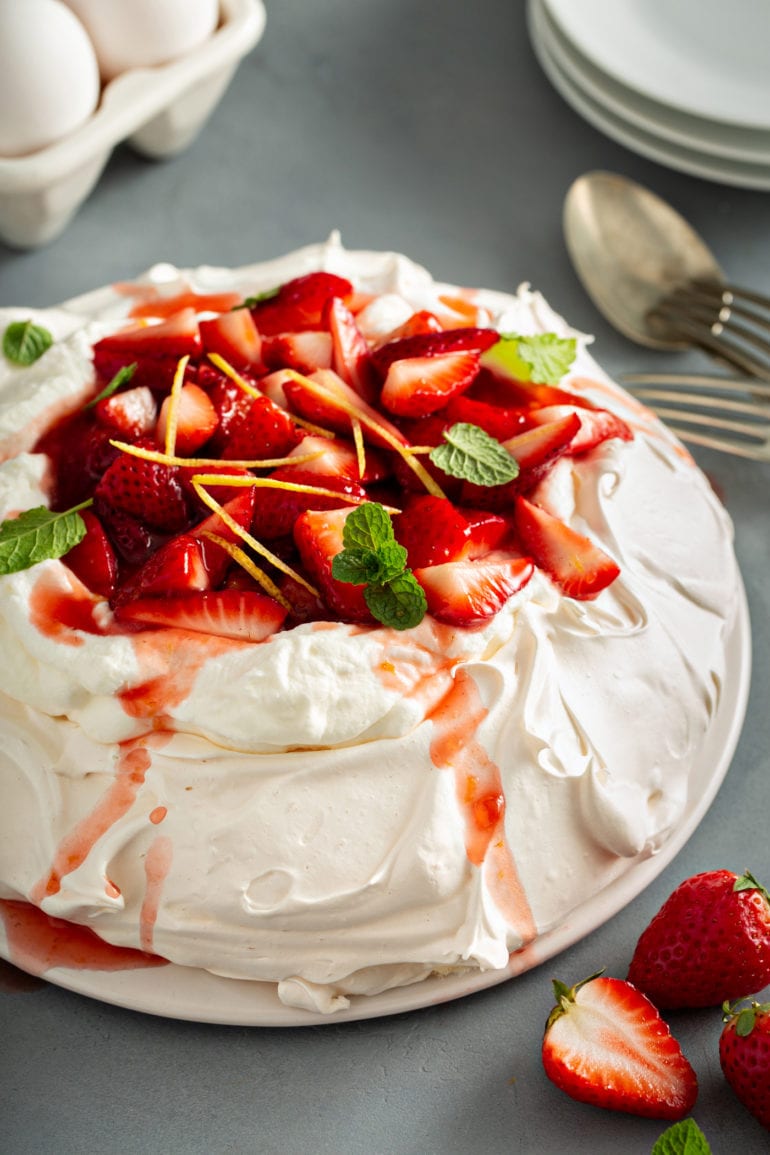 Pavlova-with-Strawberries-11-770x1155-1 Pavlova-with-Strawberries-11-770x1155-1