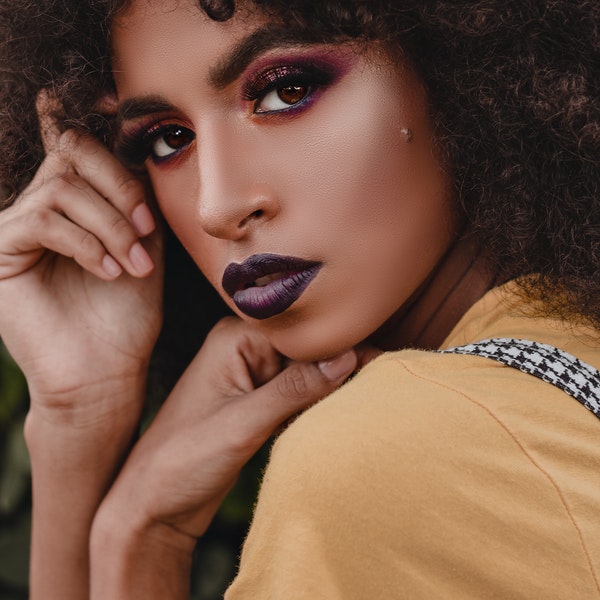 5-Tips-tp-Apply-Dark-Lipstick-Perfectly 5-Tips-tp-Apply-Dark-Lipstick-Perfectly