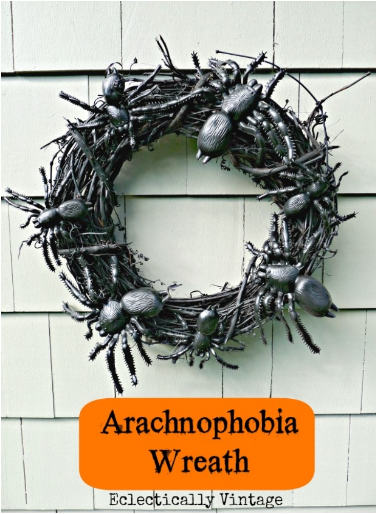 Arachnophobia-Spooky-Spider-Wreath