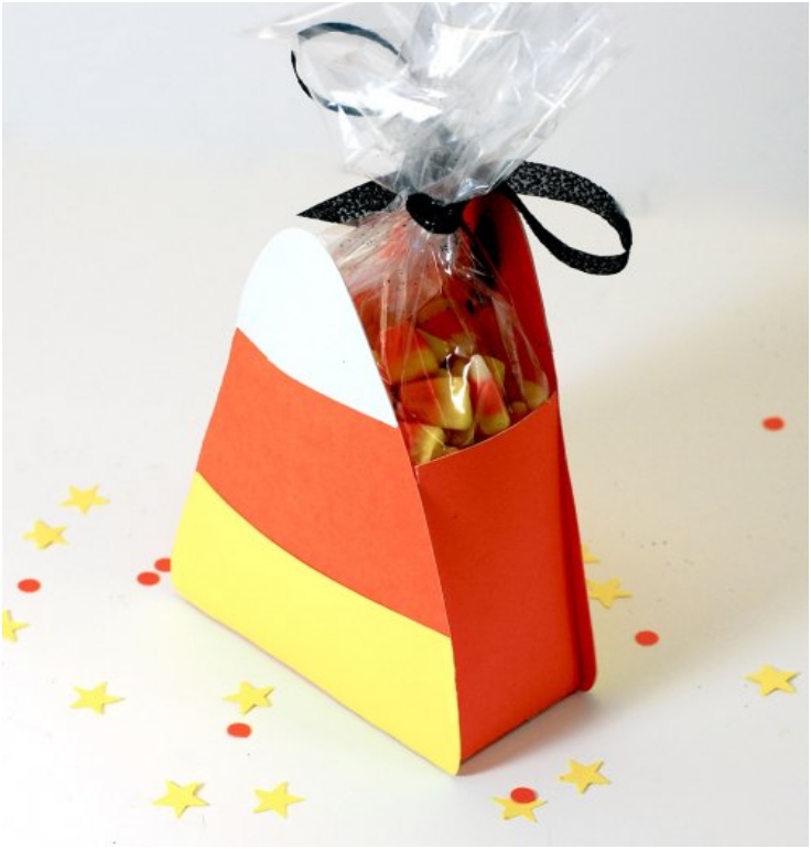 Halloween-Candy-Corn-Treat-Box