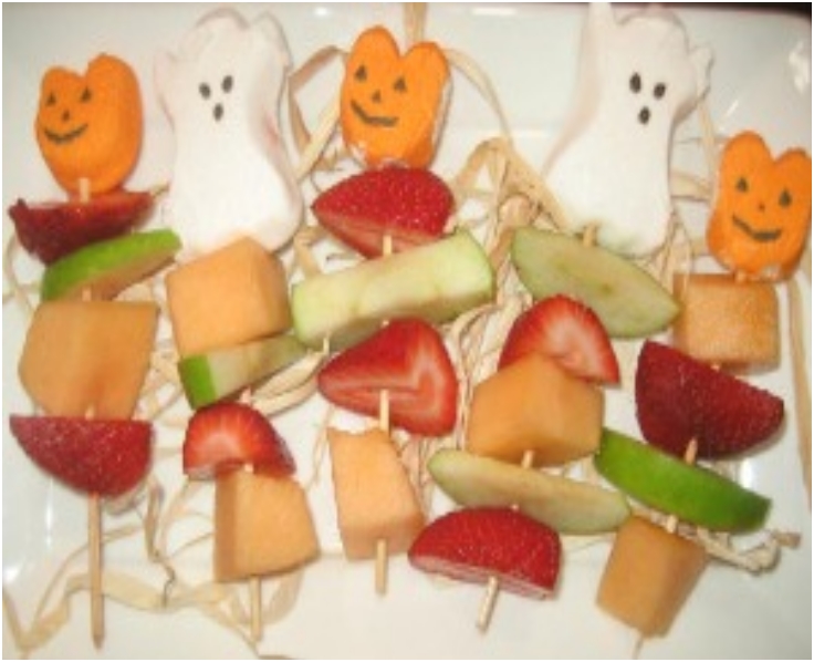 Healthy-Halloween-Fruit-Kabobs