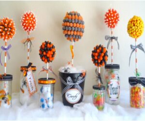 Top 10 DIY Halloween Topiaries