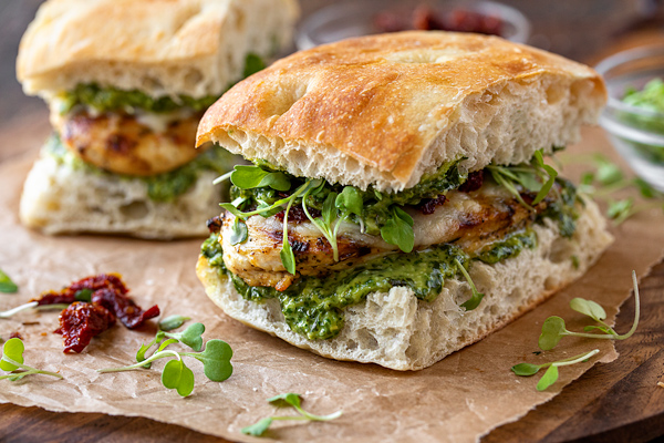 grilled-chicken-sandwich_thecozyapron_1 grilled-chicken-sandwich_thecozyapron_1