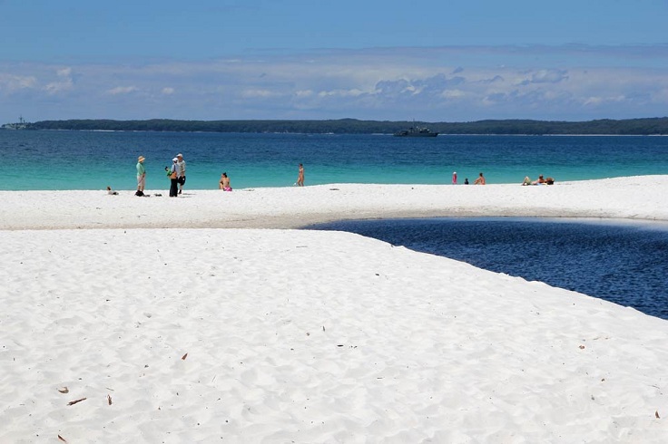 jervis-bay-whitest-sand-blue-water