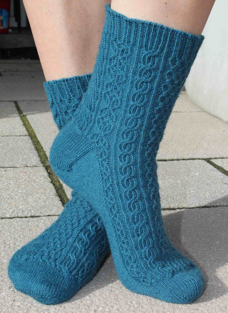 top-10-diy-sock-knitting-patterns_09