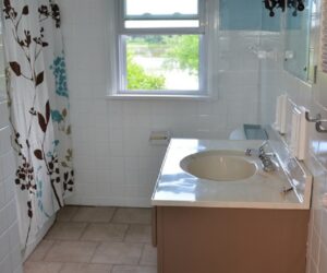 Top 10 Useful DIY Bathroom Tile Projects