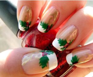 Top 10 Elegant DIY Christmas Nail Art