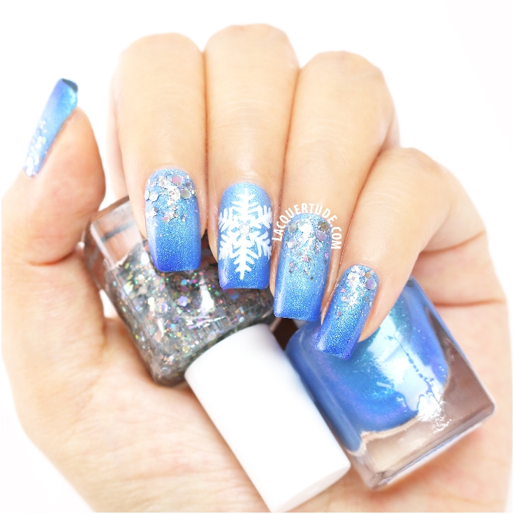 Christmas-Snowflake-and-Tinselled-Tree-Nail-Art