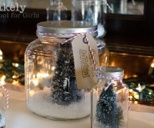 Top 10 DIY Christmas Snow Globes