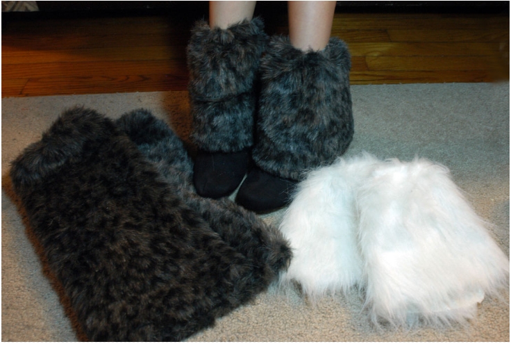 DIY-Boot-Toppers-Faux-Fur-Leg-Warmers