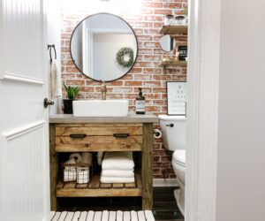 Top 10 DIY Ideas for Bathroom Decoration