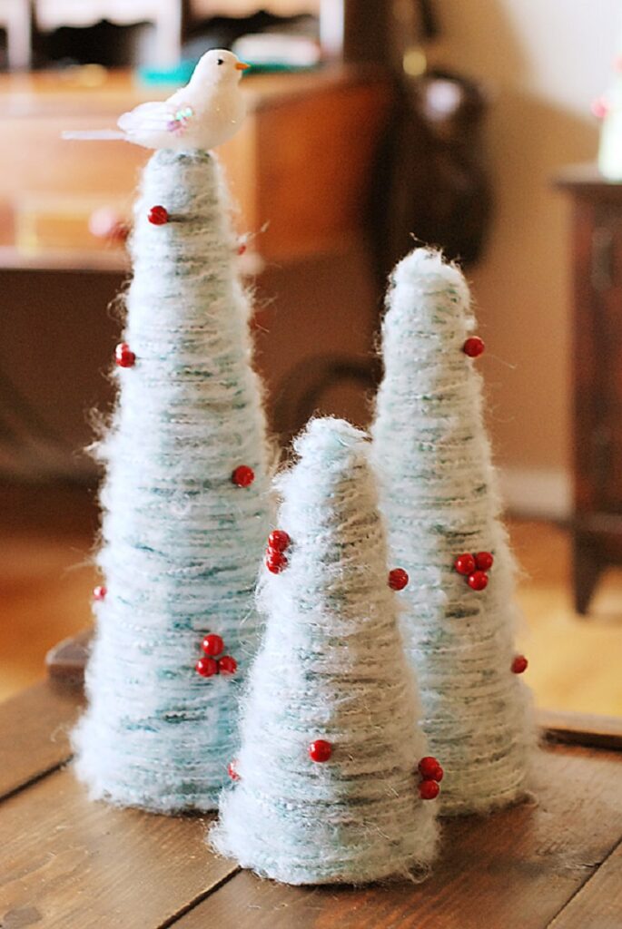 Top 10 Easy Yarn Projects without Knitting - Top Inspired