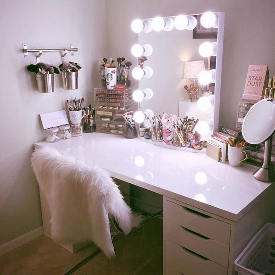 Top 10 Amazing Makeup Vanity Ideas, Makeup Vanity Ideas For Bathrooms