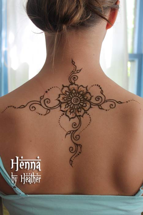 graduation_henna_party_Back_flower