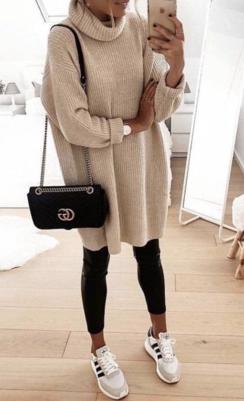 leggings-with-oversized-sweater-tunic-