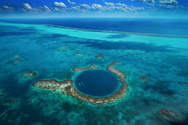 the-blue-hole-