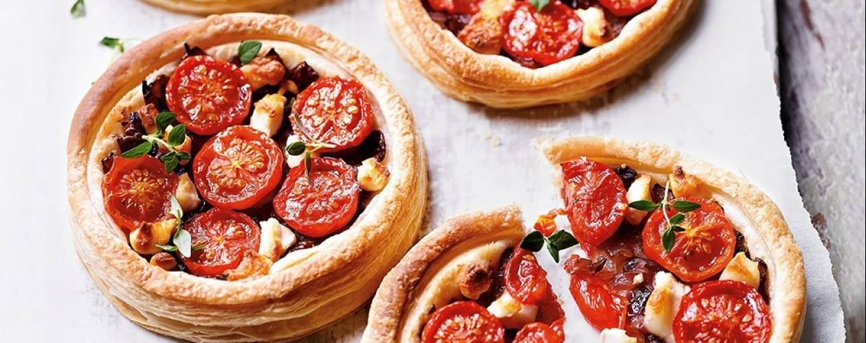 tomato-goat-cheese-tarts-