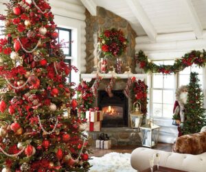 Top 10 Inventive Christmas Tree Themes