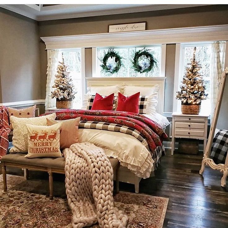 Christmas-Trees-on-the-Nightstand Christmas-Trees-on-the-Nightstand