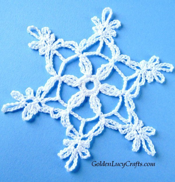 Crochet-snowflake-free-pattern