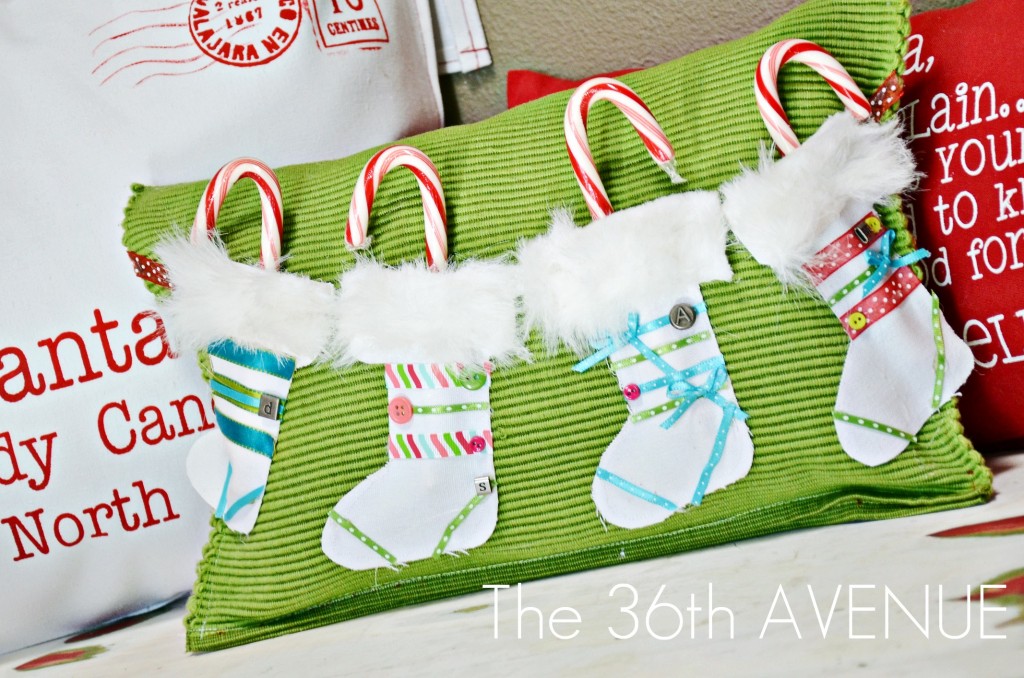 DIY-Christmas-Pillows3