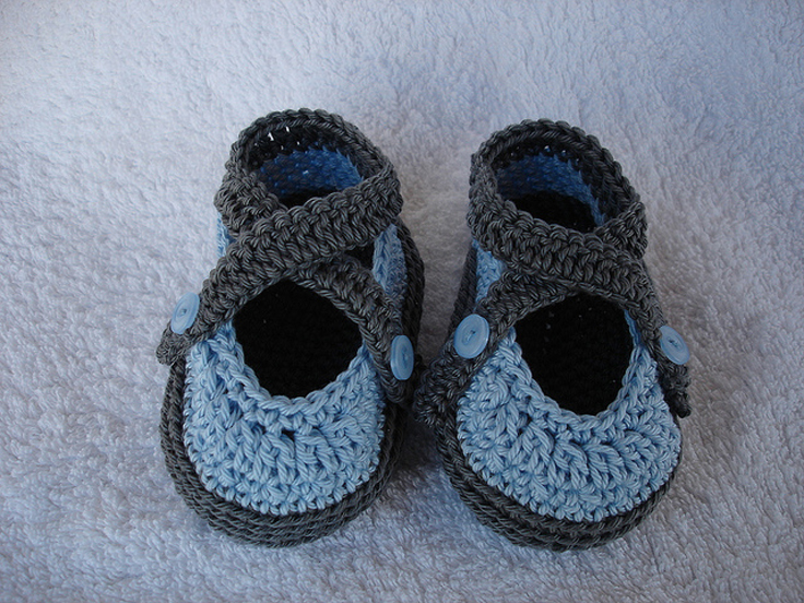 Free-Patterns-Knitting-Crocheting-Baby-Booties_01