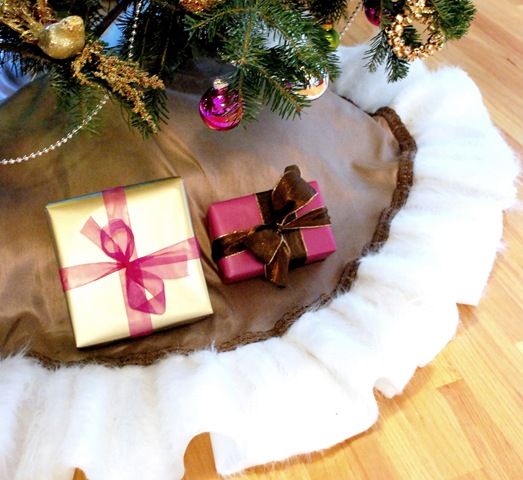 Fur-Trimmed-Tree-Skirt Fur-Trimmed-Tree-Skirt