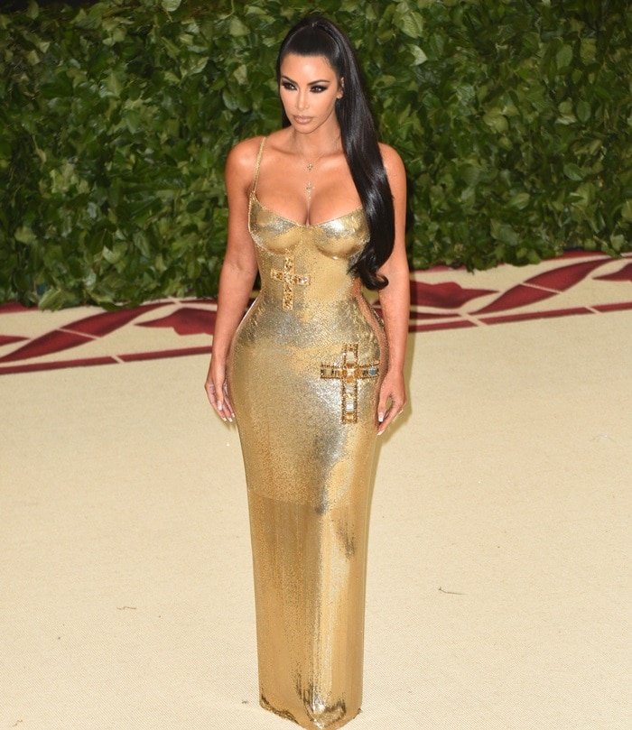 Kim-Kardashian-Goes-for-Gold-MET-Gala