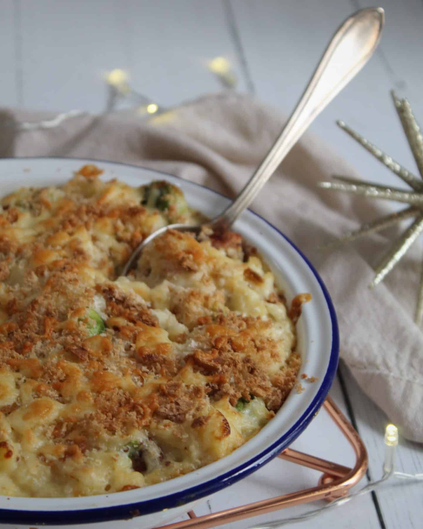 Mac-and-Cheese-with-Pigs-in-Blankets-1