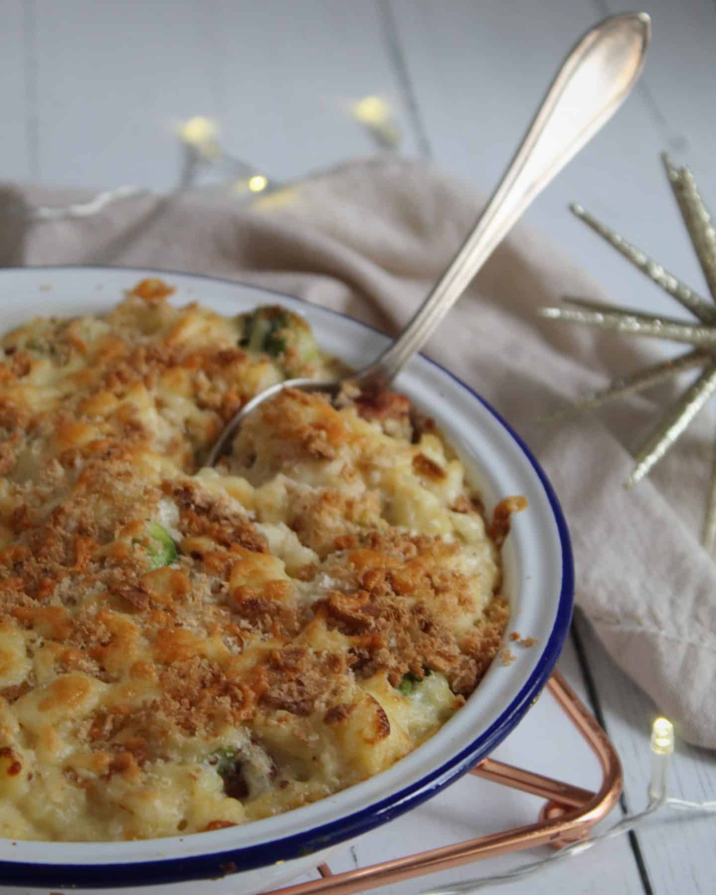 Mac-and-Cheese-with-Pigs-in-Blankets-1 Mac-and-Cheese-with-Pigs-in-Blankets-1