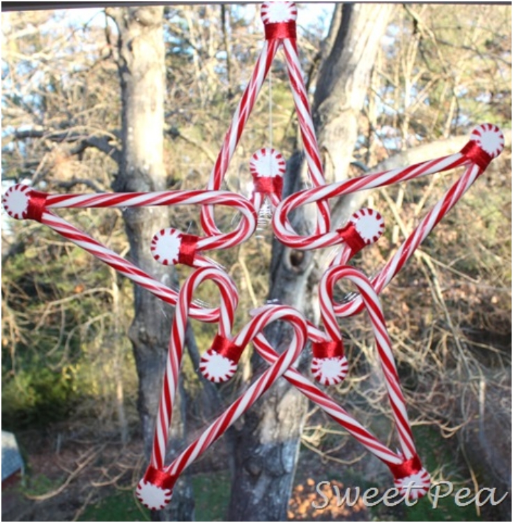 Peppermint-and-Candy-Cane-Wreath Peppermint-and-Candy-Cane-Wreath