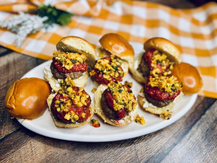 Raspberry-Peach-Apple-Turkey-Burgers-11-750x563-1 Raspberry-Peach-Apple-Turkey-Burgers-11-750x563-1