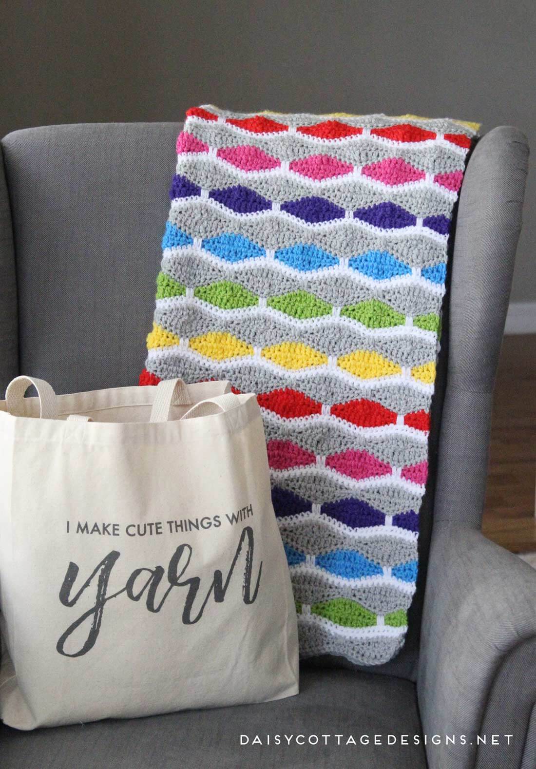 Yarn-Tote-Blanket-Crochet-Pattern