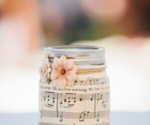 Top 10 DIY Ways to Decorate with Vintage Book Pages