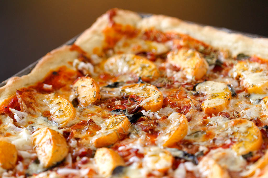 peach-pizza-