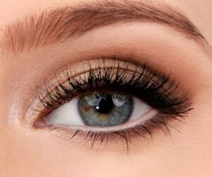 Top 10 Breathtaking Smokey Eyes Tutorials