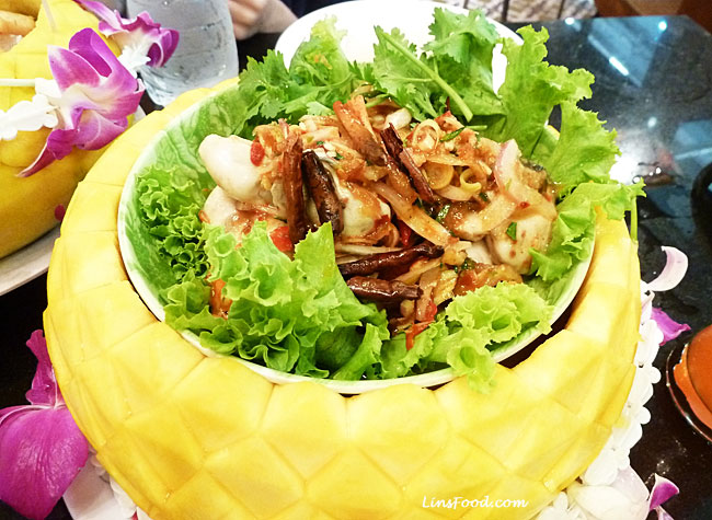 thai-oyster-salad-