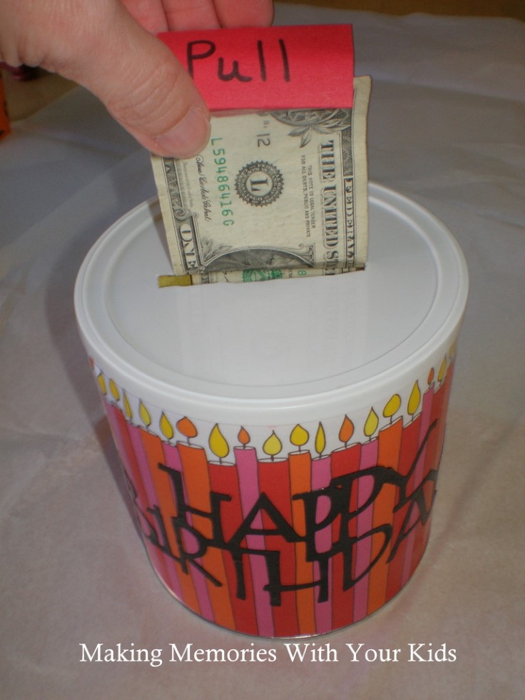 Top 10 Creative Ideas to Give Money as a Gift