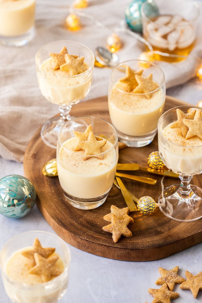 Boozy-Eggnog-Panna-Cotta-