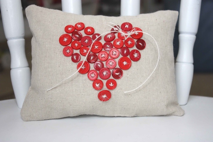 Button-Heart-Pillow Button-Heart-Pillow
