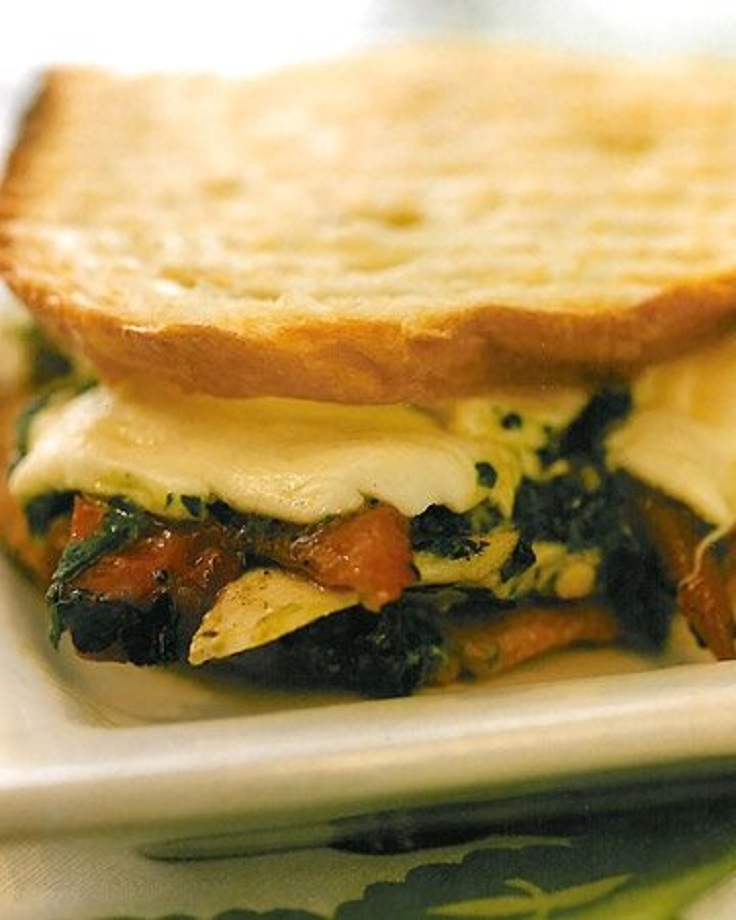 Chicken-Breast-with-Roasted-Peppers-and-Mozzarella-Panini