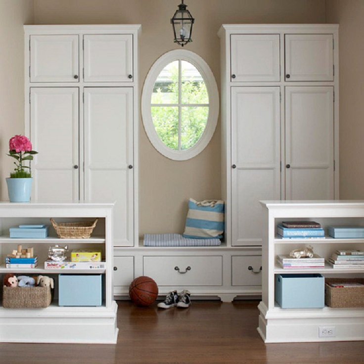 DIY-Neatly-Spaced-mUDROOM