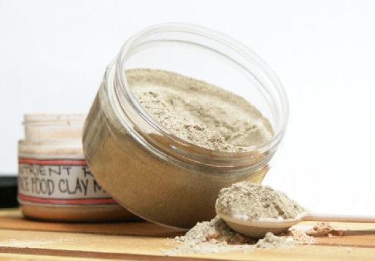 DIY-Nutrient-Rich-Homemade-Clay-and-Honey-Face-Mask