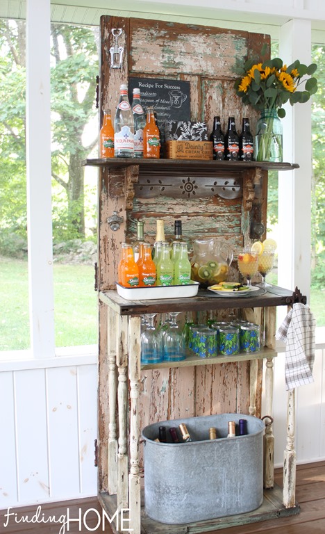 DIYUpcycledBeverageBarStation_thumb