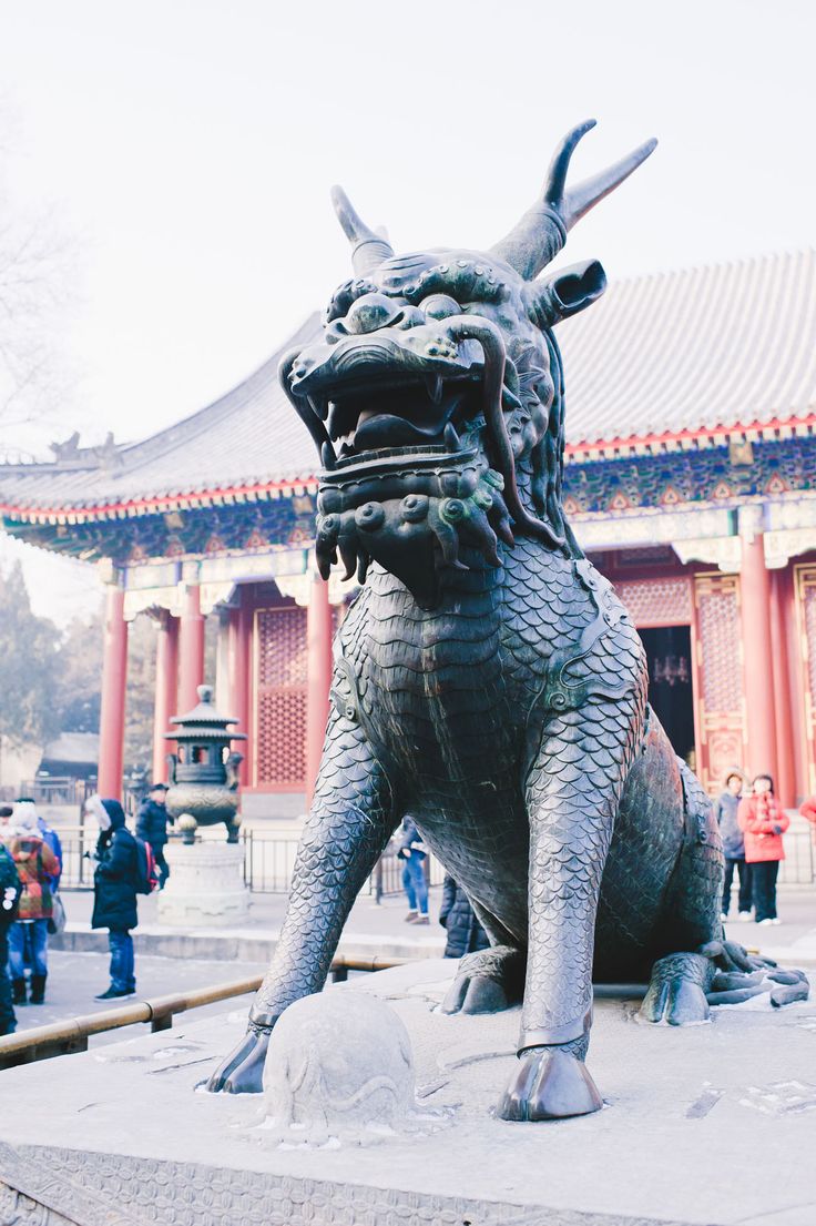 Dragon-Statue