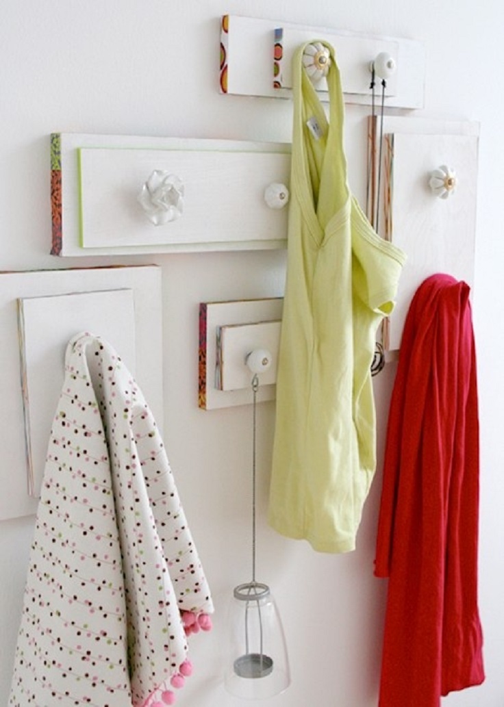 Dresser-drawers-upcycled-into-wall-hangers