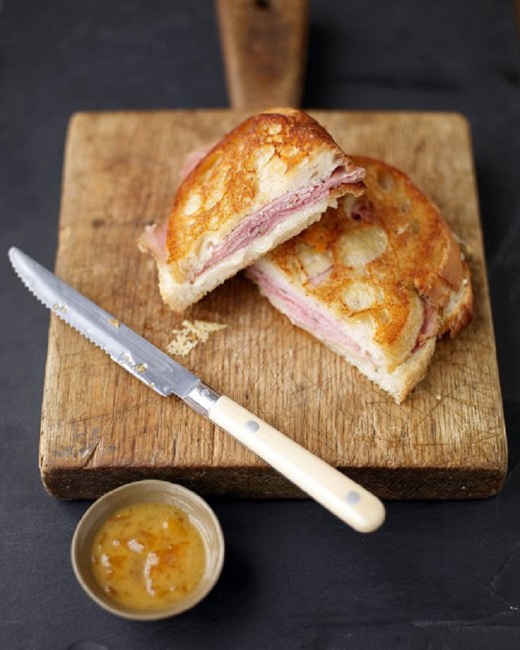 Ham-and-Manchego-Panini-with-Dipping-Sauce